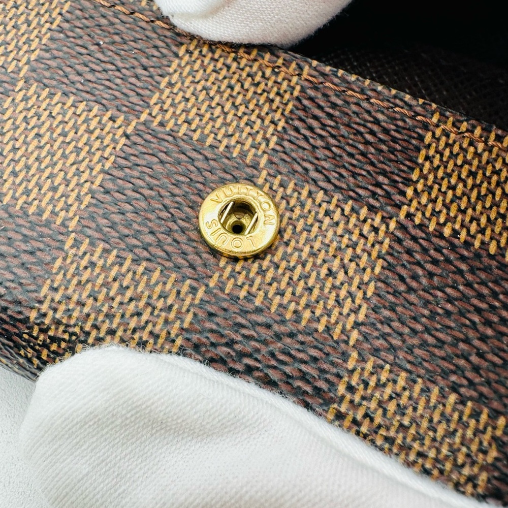 Louis Vuitton Damier Card Holder Wallet - Picture 3 of 11